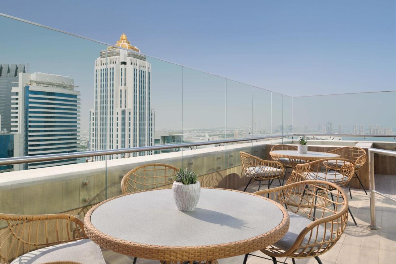 Delta Hotels By Marriott City Center Doha Exterior foto The View at The Palm